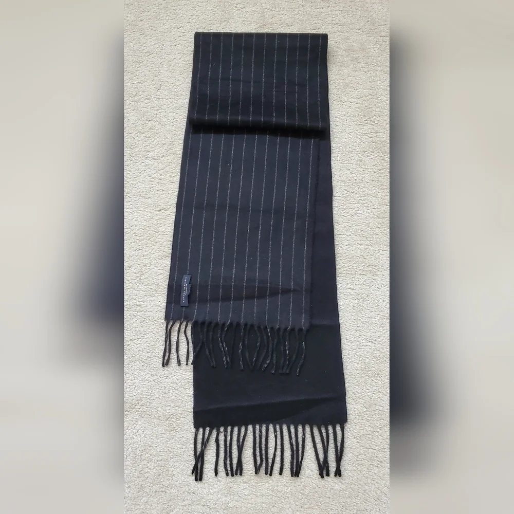Banana Republic Black Silver Pinstripes Reversible Cashmere Scarf